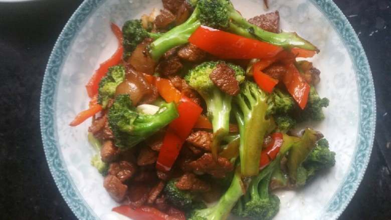 西兰花炒肉