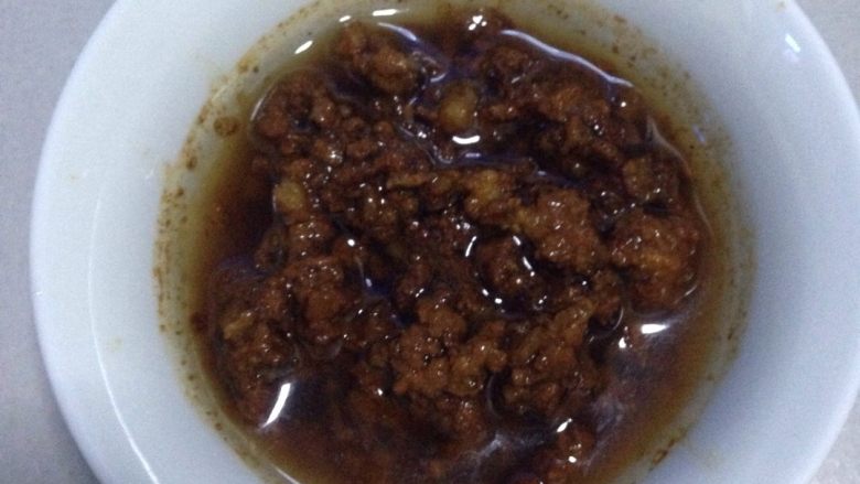 简易杂酱,到碗里,完成。