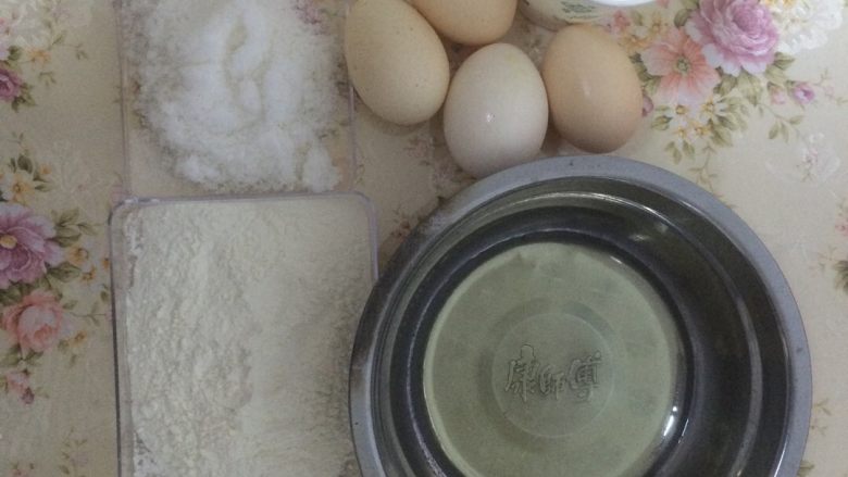 微波棉花牛奶蛋糕,准备食材