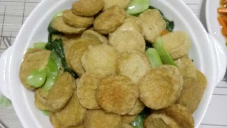 绿色青菜配素鸡，清炒,成品