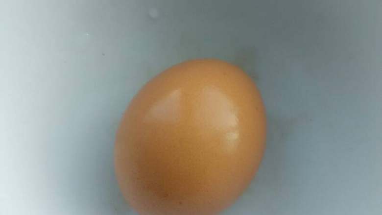 手擀面,水开把<a style='color:red;display:inline-block;' href='/shicai/ 9'>鸡蛋</a>打里