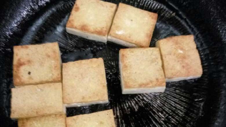 镜箱豆腐,煎