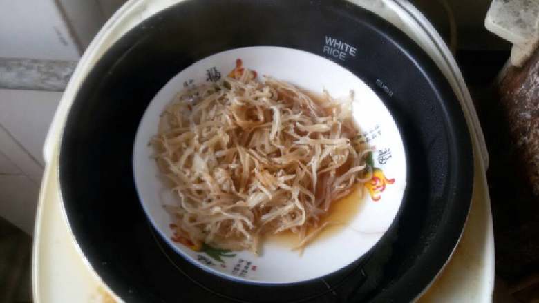 蒸小鱼干