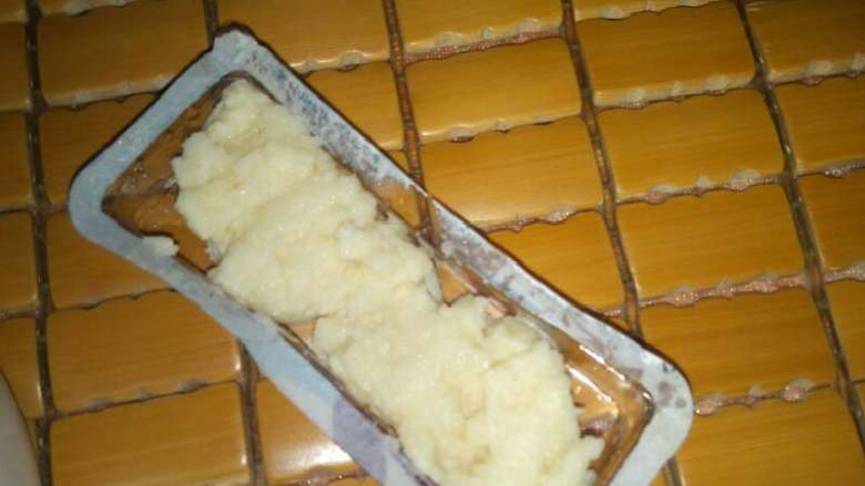 小冰棍,装到模具里