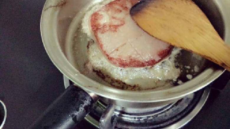 黑椒牛肉蛋花,不停翻面!直至自己喜欢的熟度