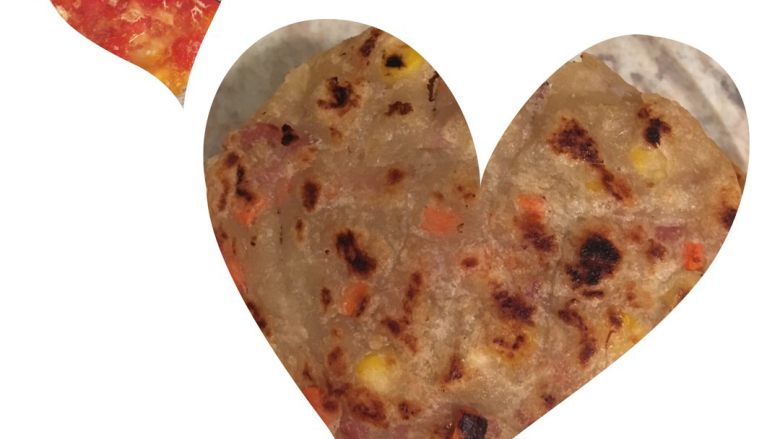 芋头煎饼,配上番茄蛋汤，美味极了（≧∇≦）