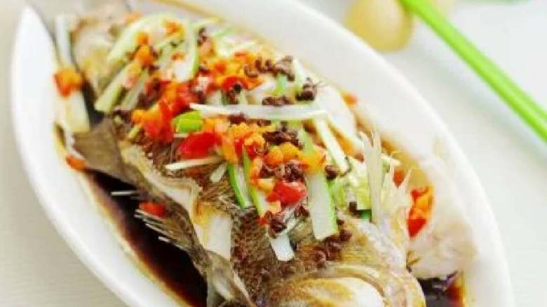 清蒸鲈鱼