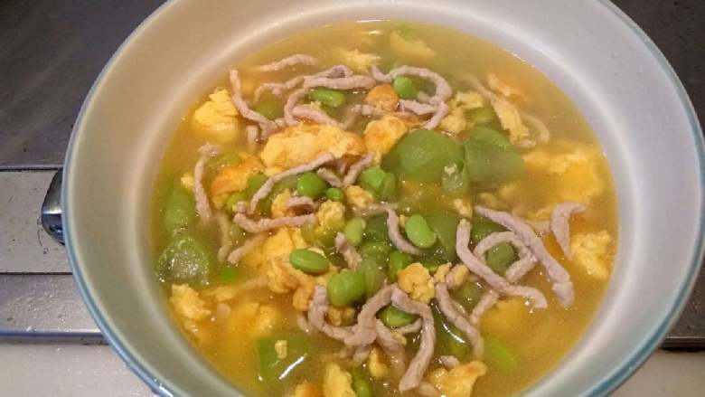 丝瓜毛豆肉丝蛋汤