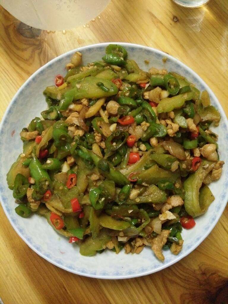 苦瓜炒肉