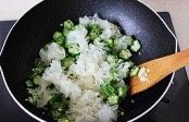 锦上添花,翻炒均匀