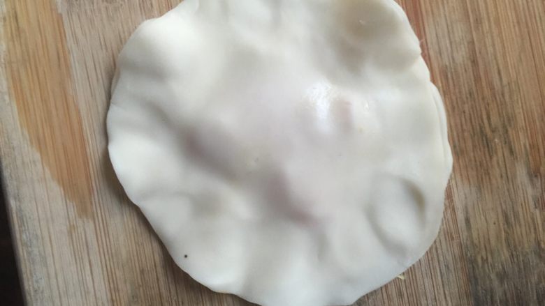 水饺皮煎饼,如图
