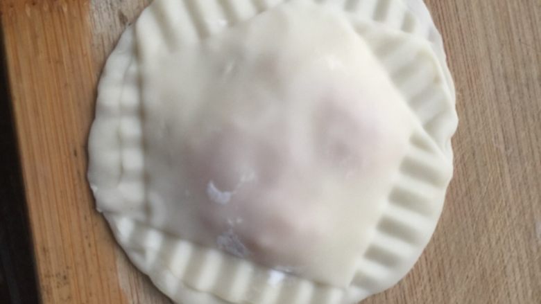 水饺皮煎饼,压紧边