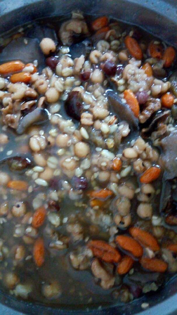 红豆薏米粥