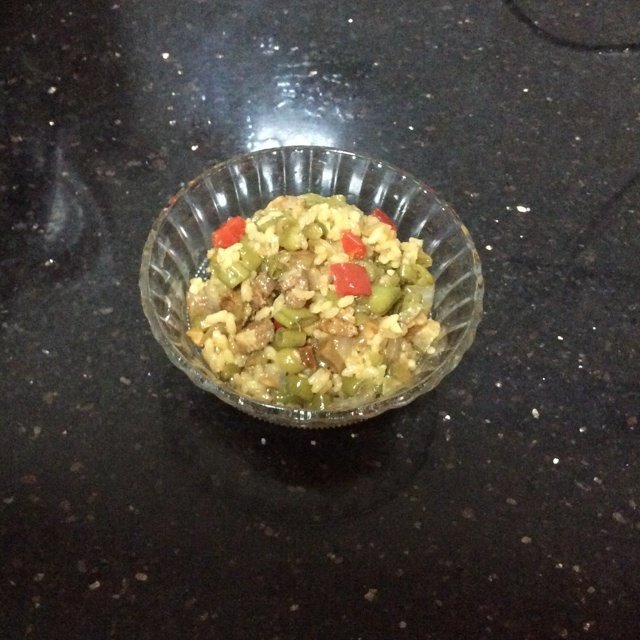 五花肉豆角焖饭