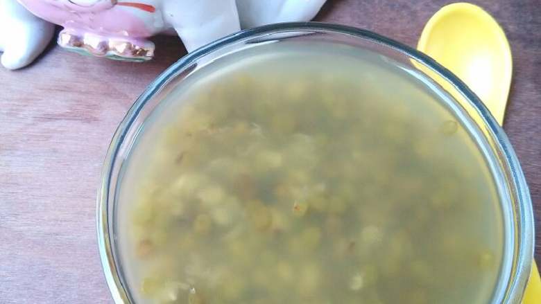 荷叶绿豆汤