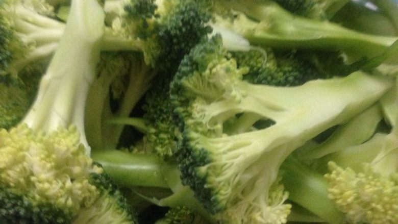 西南花炒肉,西洋菜洗干净