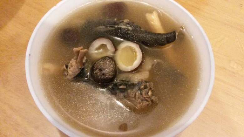 润肺乌鸡汤