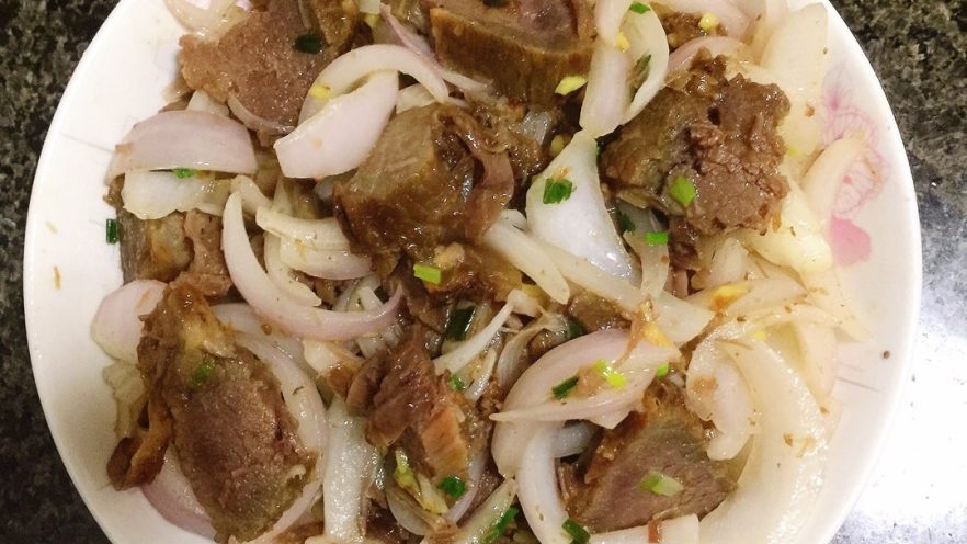 洋葱炒牛肉