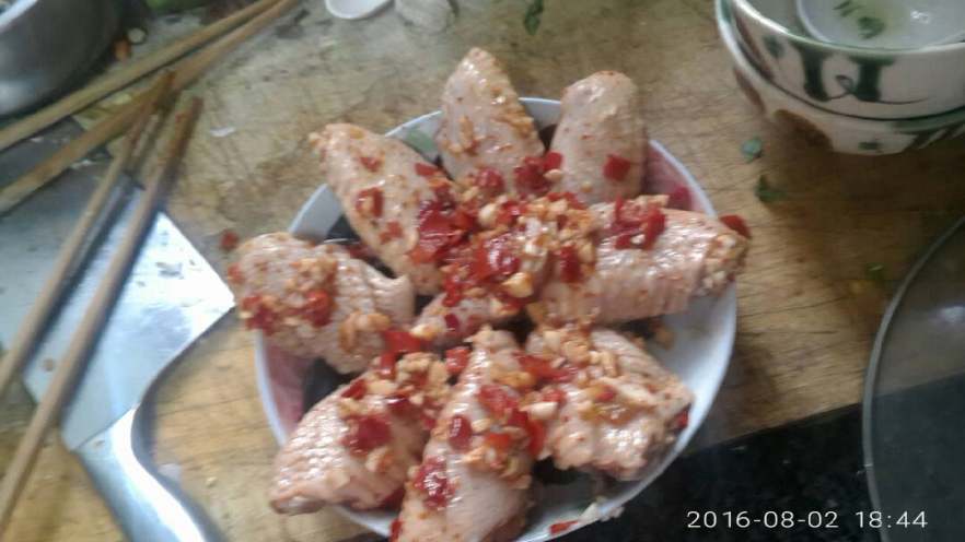 泡椒蒜蓉鸡翅
