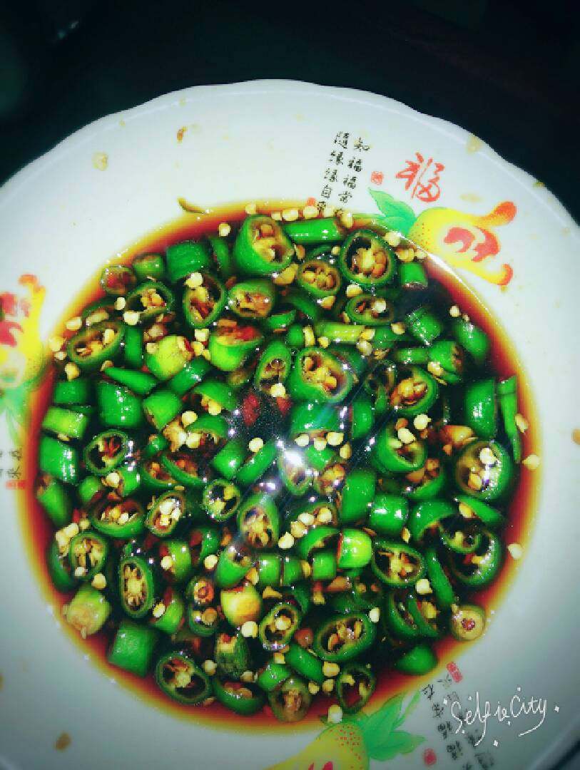尖椒不辣的尖椒。
