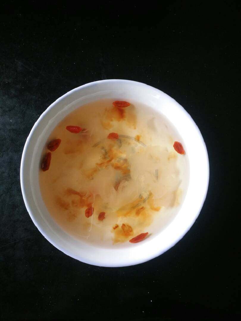 桃胶银耳羹