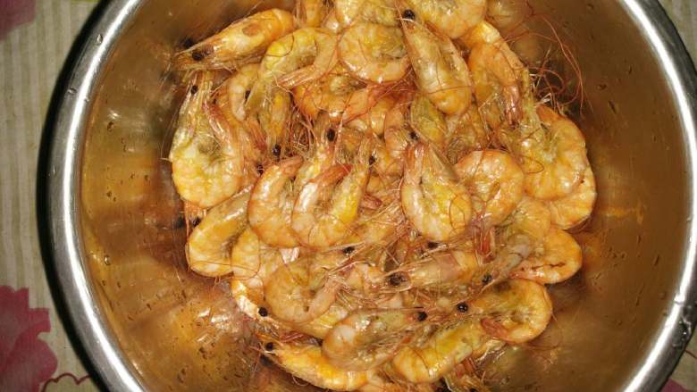 麻辣香锅,海虾过油