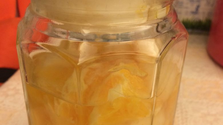 果茶,把<a style='color:red;display:inline-block;' href='/shicai/ 626'>橙子</a>和<a style='color:red;display:inline-block;' href='/shicai/ 594'>梨</a>切块
