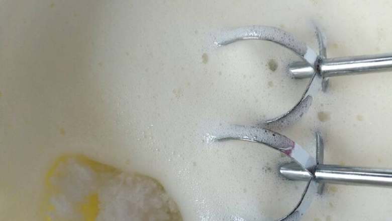 轻乳酪戚风蛋糕,再加一勺