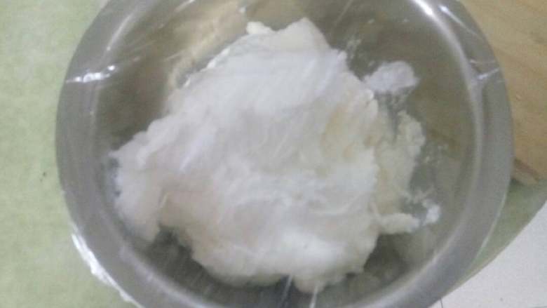 椒盐油饼（胡吃版）,剩的打发的奶油