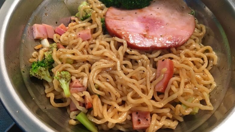 「吃货久久」超简易的拌拉面
