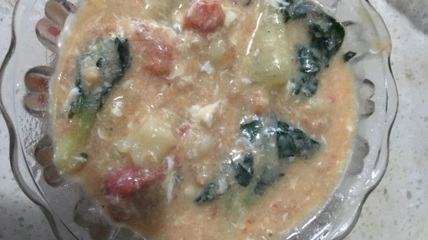 青菜番茄鸡蛋疙瘩汤！