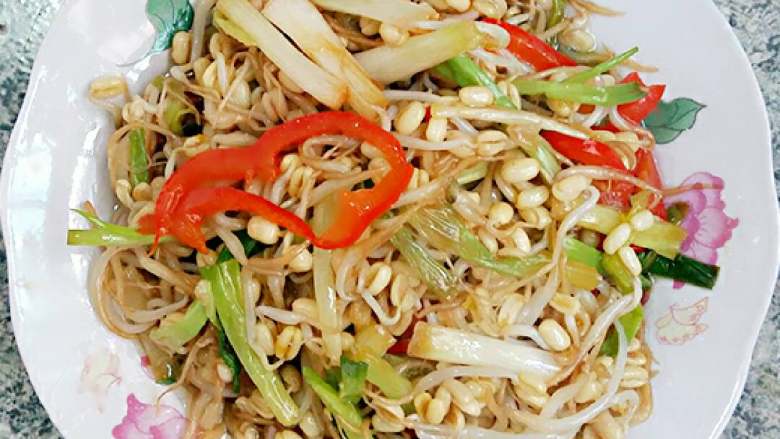 豆芽炒肉丝(自制绿豆芽),素炒绿豆芽