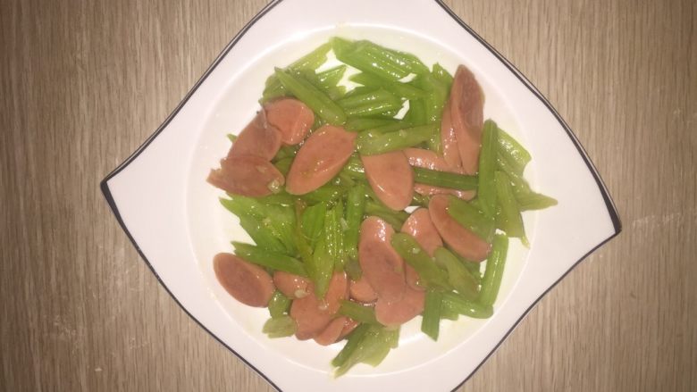 西芹炒火腿