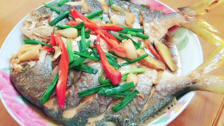 红烧䲝鱼,收汁，装盘，成品出来了