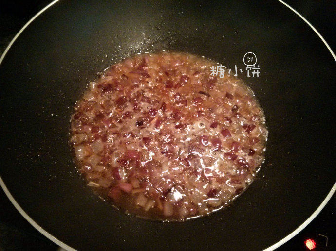 德式热土豆沙拉,加入苹果醋，大火煮沸