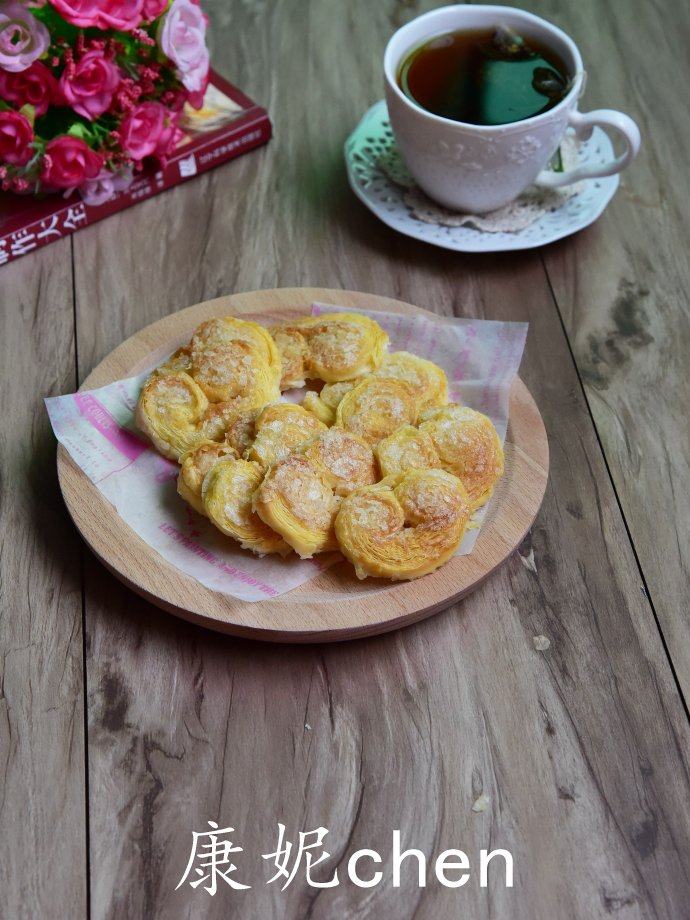 法式酥皮,制作好的法式酥皮也就是千层酥，可以制作【蝴蝶酥】和【水果拿破仑】