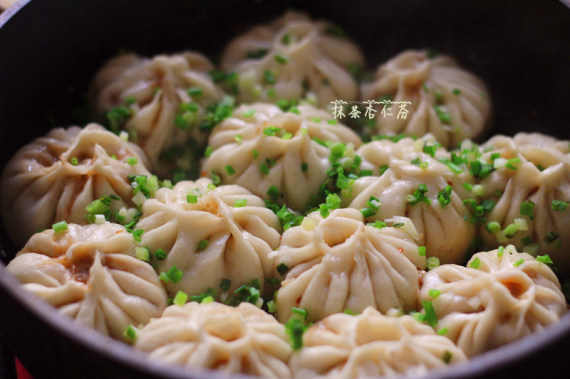 鲜美多汁~~虾肉生煎包