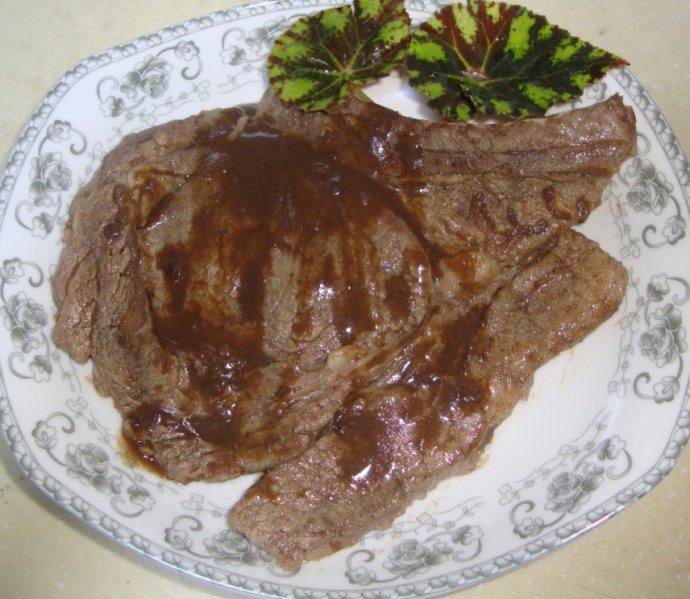 黑椒牛排 