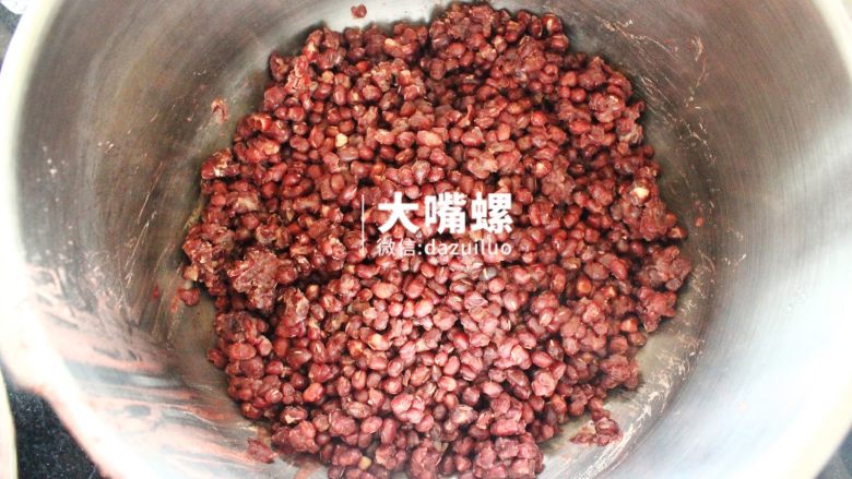 Q萌红糖冰皮月丨大嘴螺,因红豆泡过1晚,所以压15分钟即可开锅,开锅后红豆应达到软烂,没泡过的红豆也可压久一点