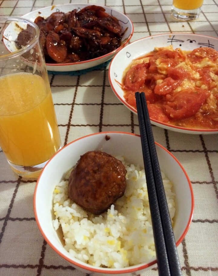 红烧肉丸,好啦!出锅装盘,上桌,开饭!