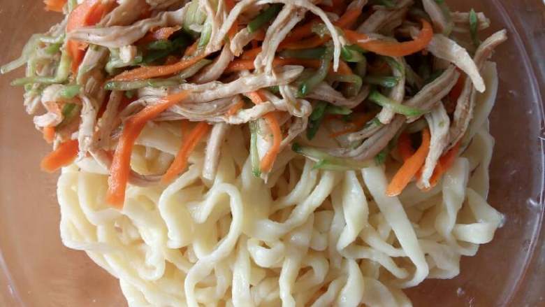 鸡丝凉面(拌面),完成