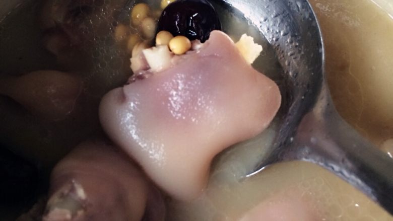 黄豆煲猪脚