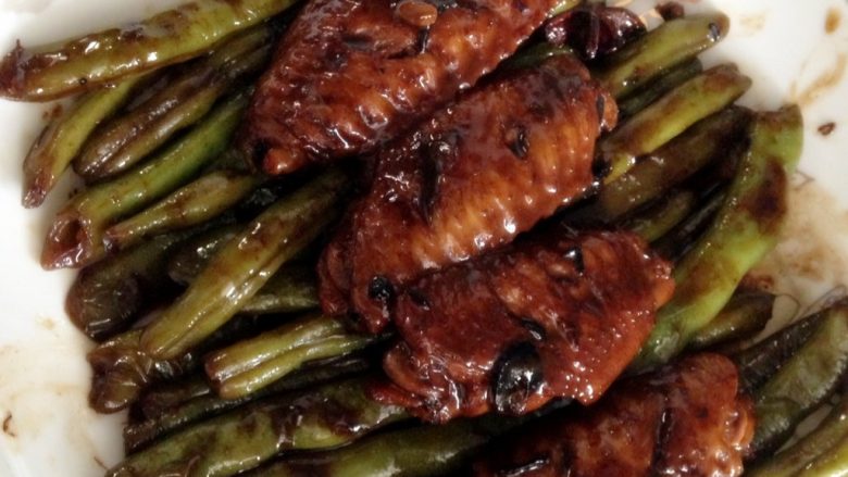 豆角炖鸡翅