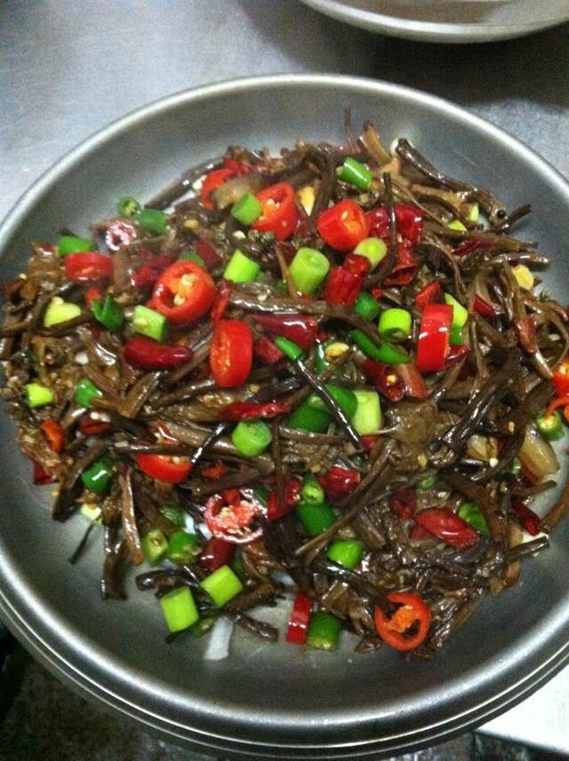 干锅茶树菇