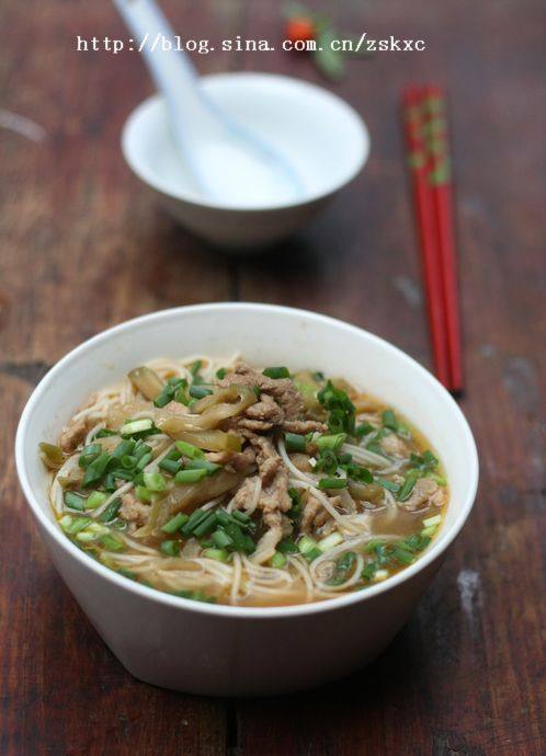 榨菜肉丝面