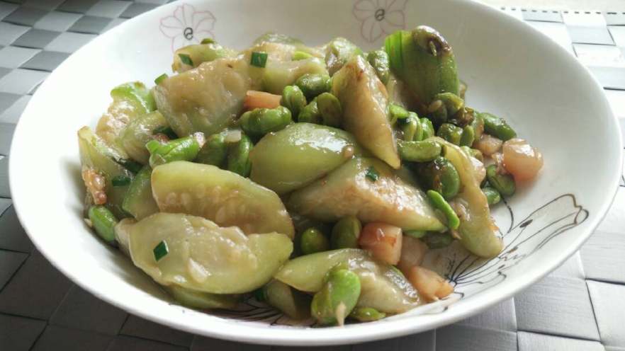 毛豆米炒丝瓜