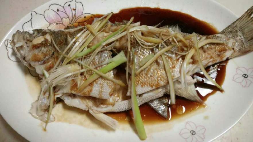 清蒸鲈鱼