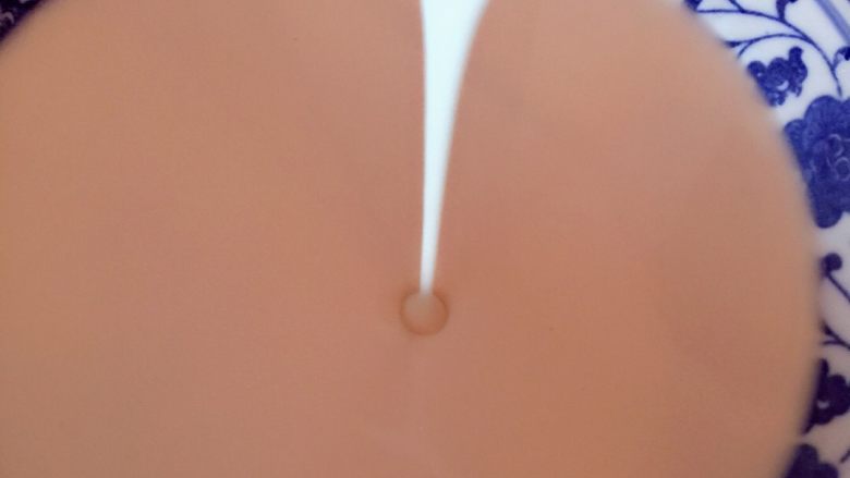 简单美味的糯米糍,混合至无颗粒,顺滑状态