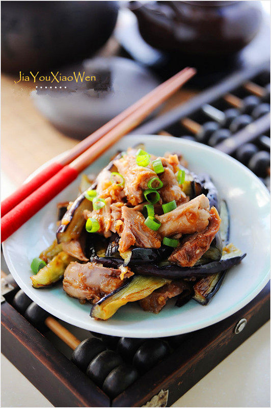 开胃下饭的绝味小凉菜【剔骨肉拌茄子】