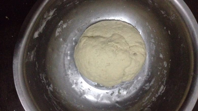 山药包子,放<a style='color:red;display:inline-block;' href='/shicai/ 731'>酵母</a>，<a style='color:red;display:inline-block;' href='/shicai/ 175892'>营养快线</a>，放<a style='color:red;display:inline-block;' href='/shicai/ 893'>炼乳</a>，放<a style='color:red;display:inline-block;' href='/shicai/ 3729'>白糖</a>和面